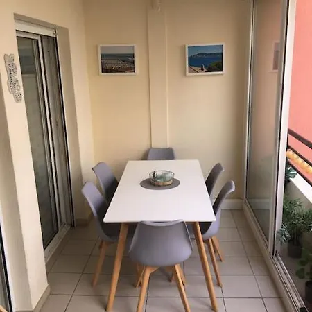 Apartment Coquet Proche - Garage Sete